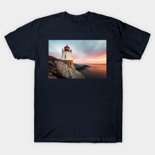 Castle Hill Lighthouse Seascape Sunset T-Shirt